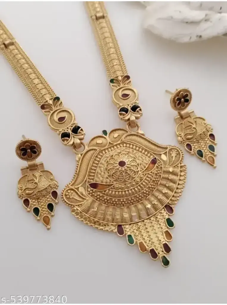 Gold Mangalsutra With Classy Designs